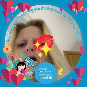 Meet your Posher, Roxanne